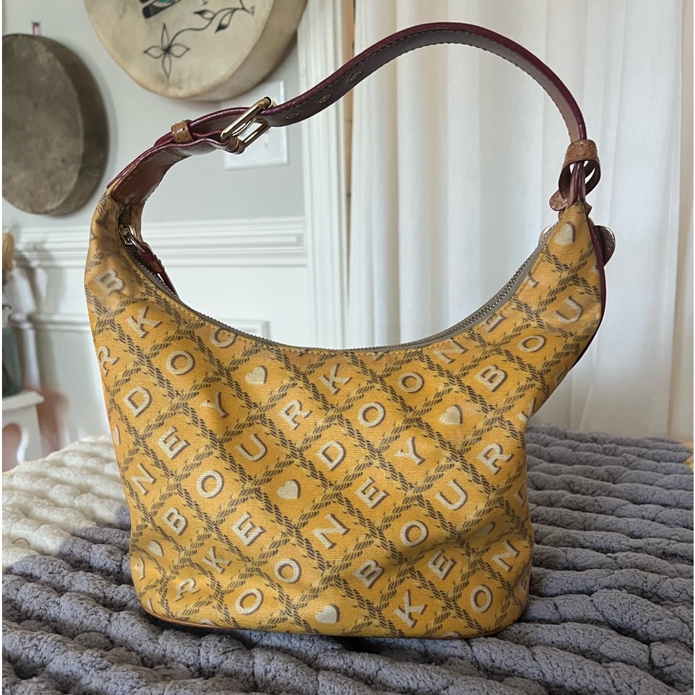 Dooney & Bourke purse